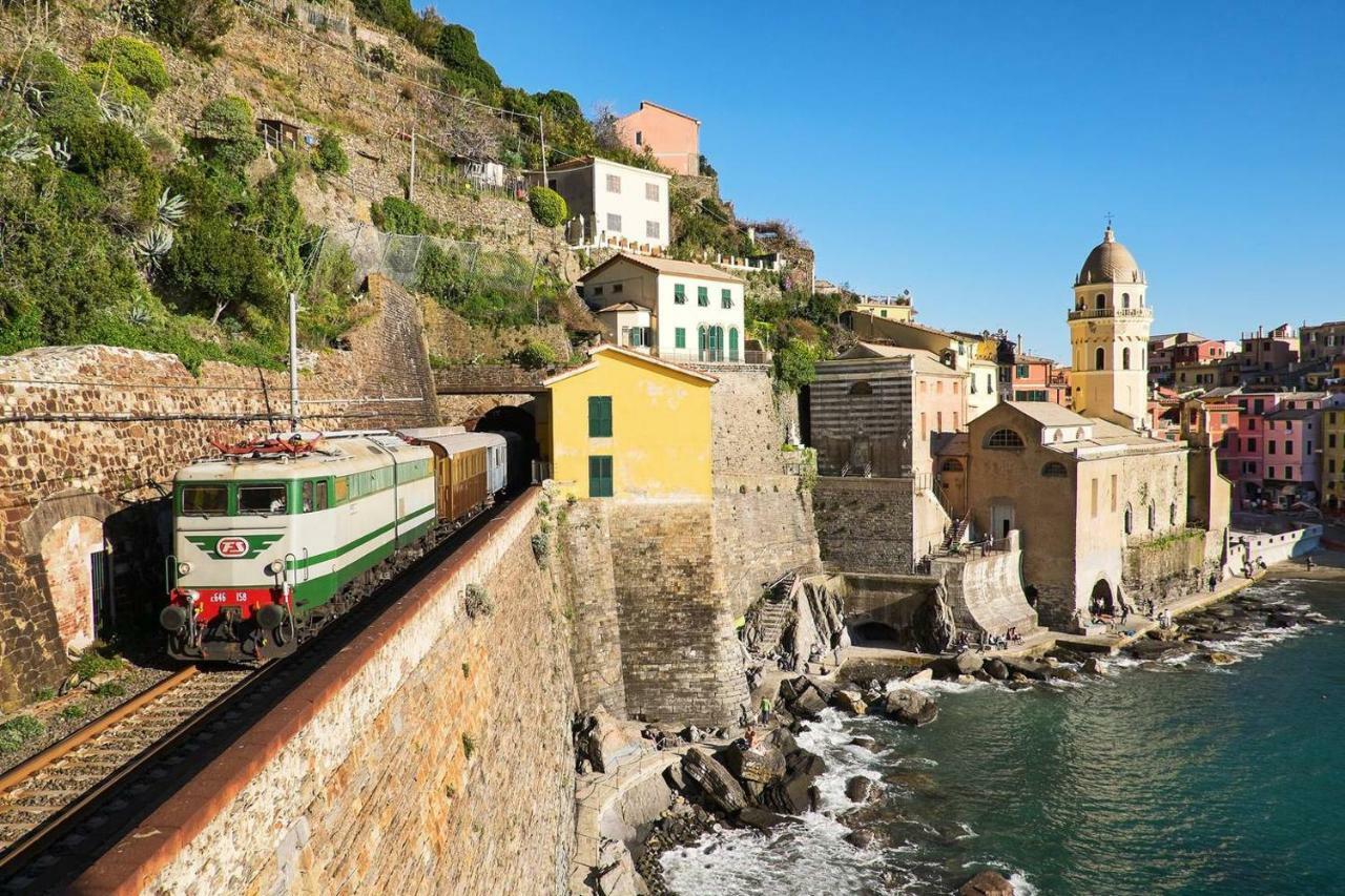 Joivy Light Flat With Great View, Cinque Terre Apartment Вернаца Екстериор снимка
